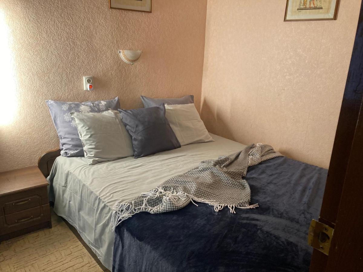 Apartment Artynova 29 Vinnytsia Extérieur photo